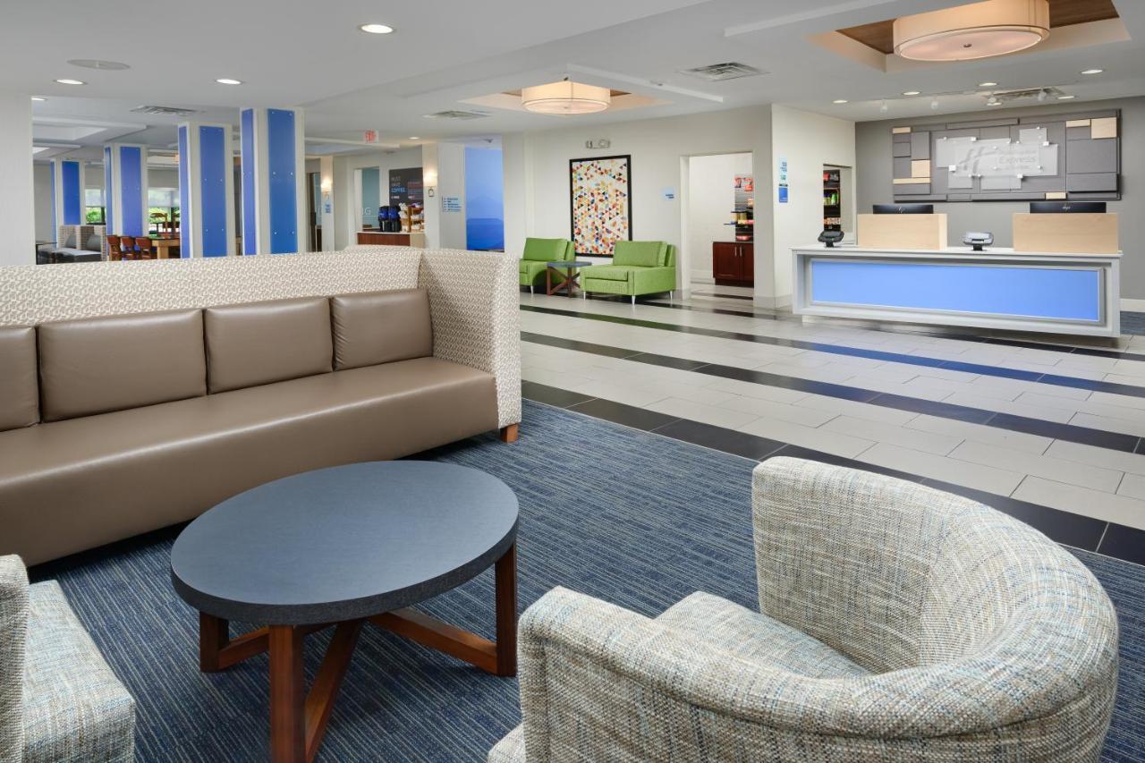 Holiday Inn Express - Tullahoma By Ihg Esterno foto