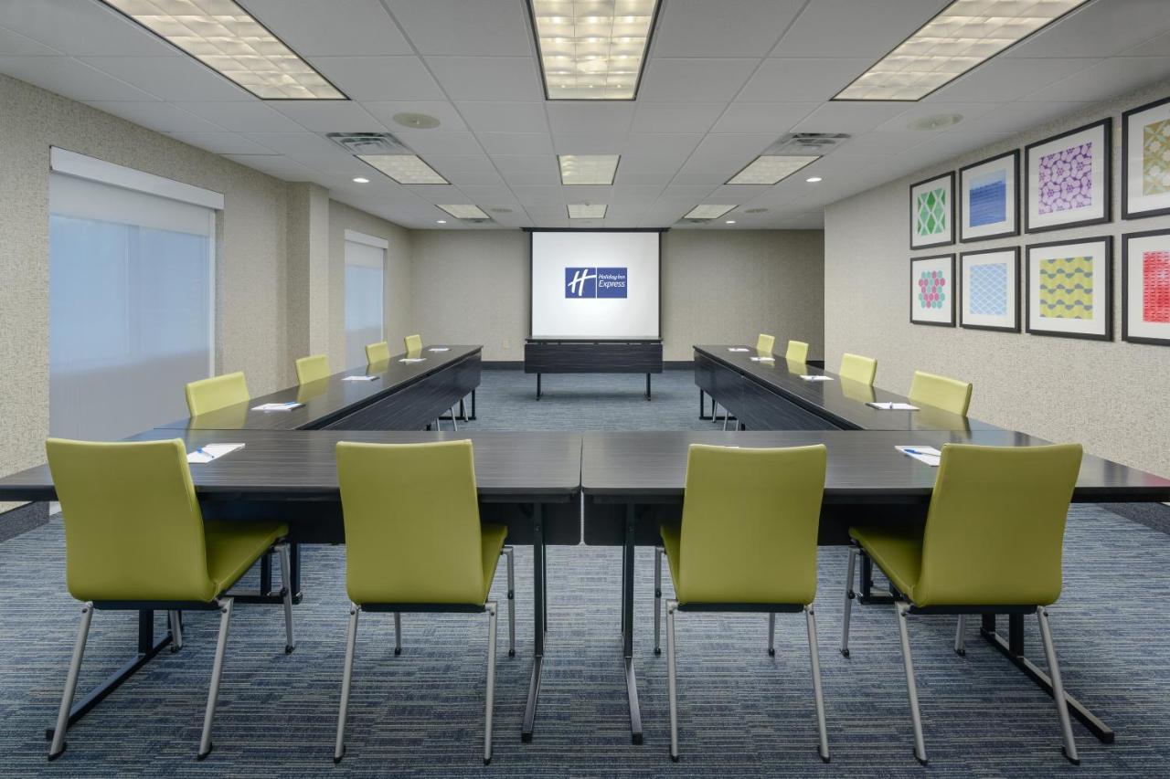 Holiday Inn Express - Tullahoma By Ihg Esterno foto