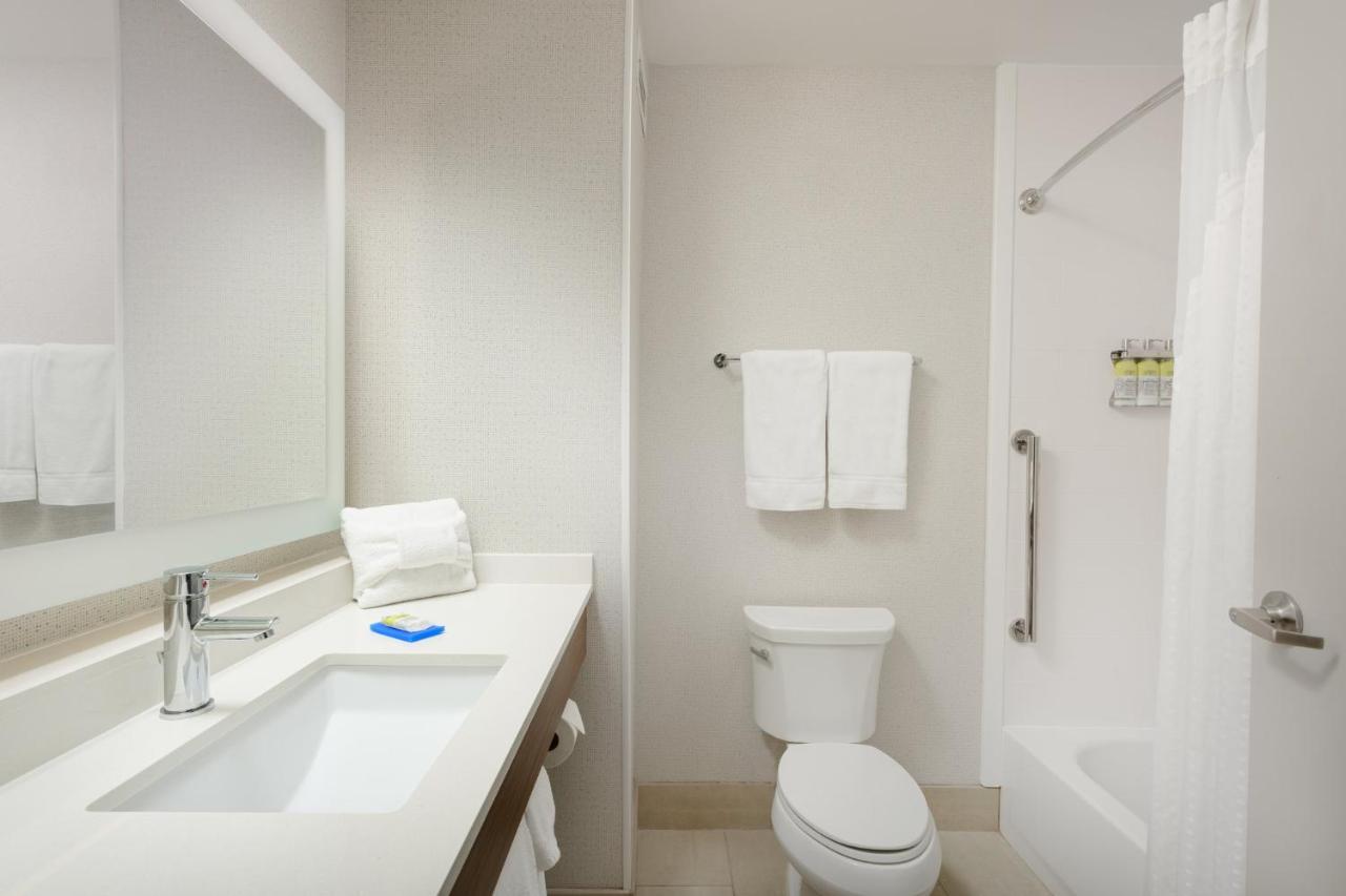 Holiday Inn Express - Tullahoma By Ihg Esterno foto